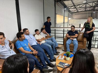 VISITA LABORATÓRIO REFEREÊNCIA SOLOS 2025 3