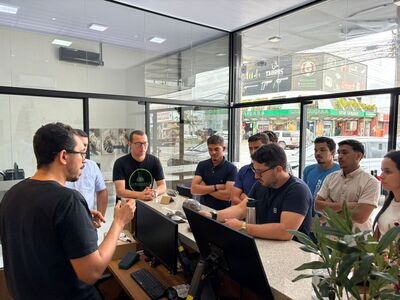 VISITA LABORATÓRIO REFEREÊNCIA SOLOS 2025 6