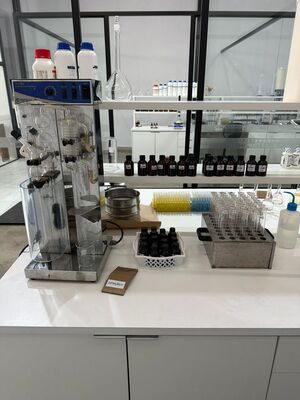 VISITA LABORATÓRIO REFEREÊNCIA SOLOS 2025 7